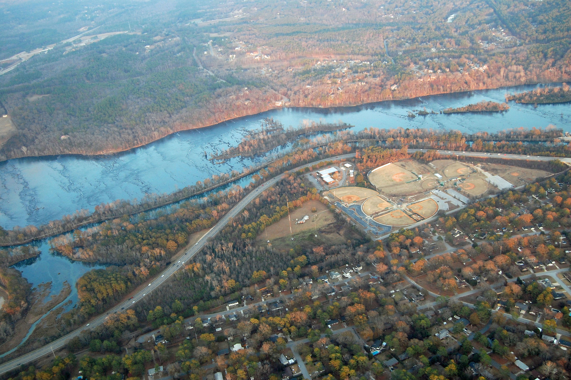 Savannah_River_Augusta_Canal_Riverwatch_Pkwy_2