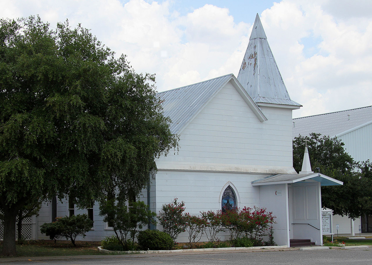 1280px-cedar_creek_umc