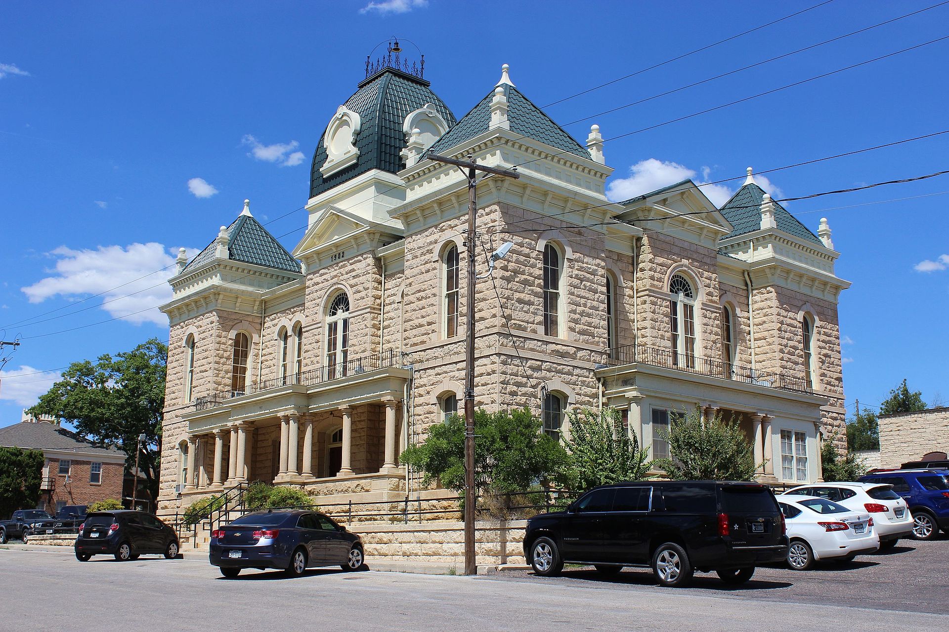 crockett_county_courthouse_ozona