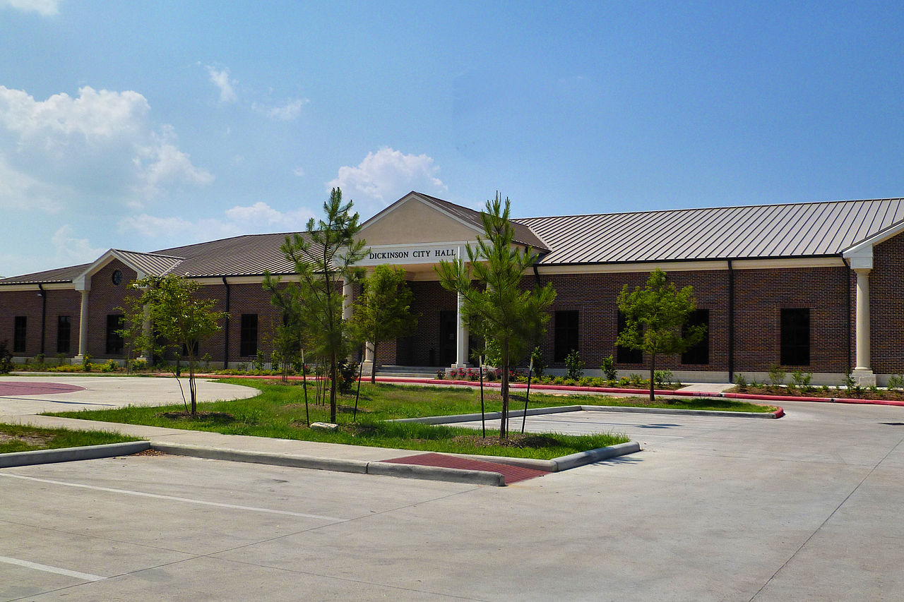 dickinson_texas_city_hall