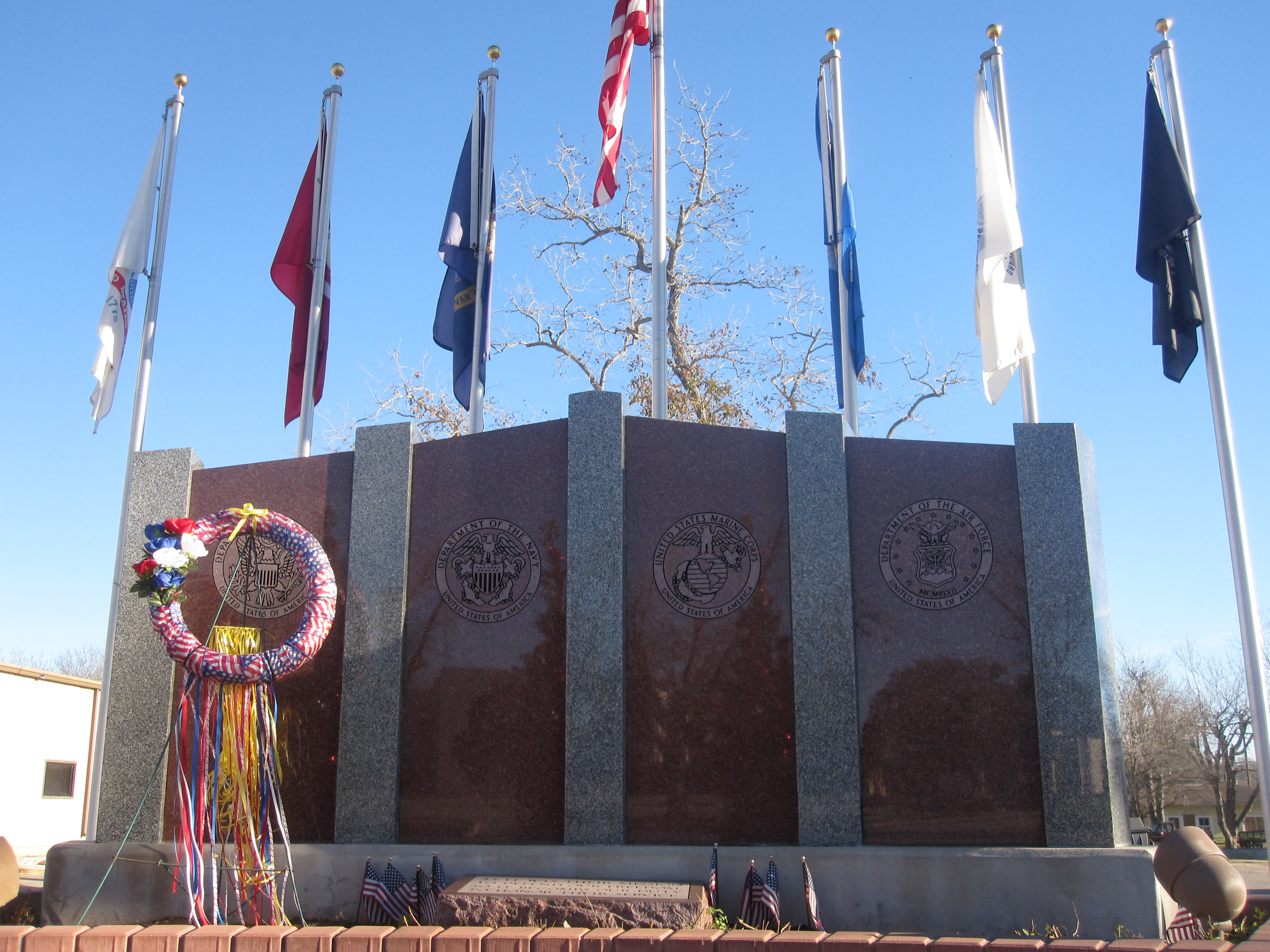 floresville_tx_veterans_monument_img_2682
