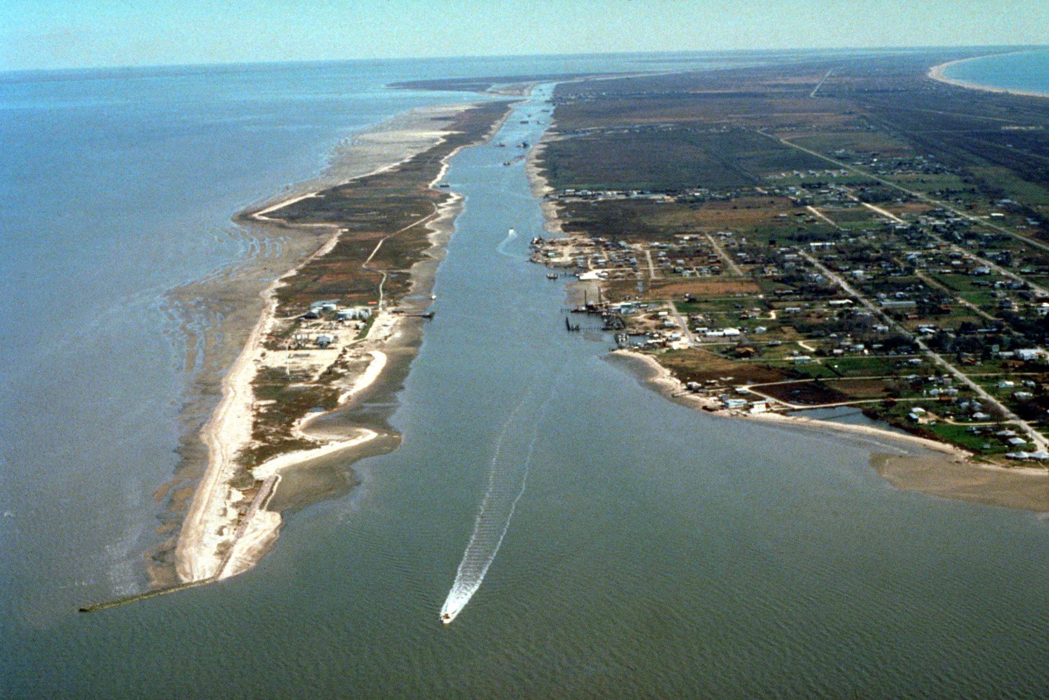 gulf_intracoastal_waterway_galveston_bay